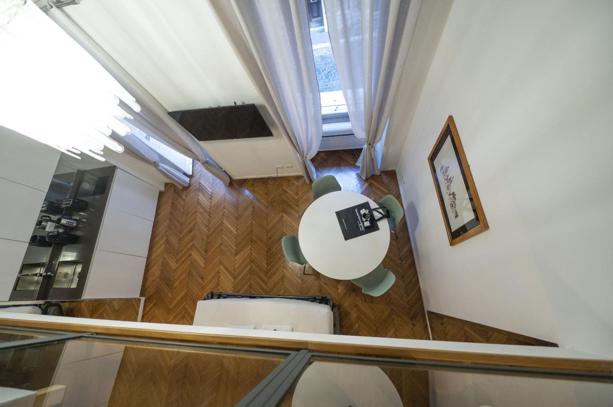 Apartment Lovely Nest With Balcony By The Spanish Steps *