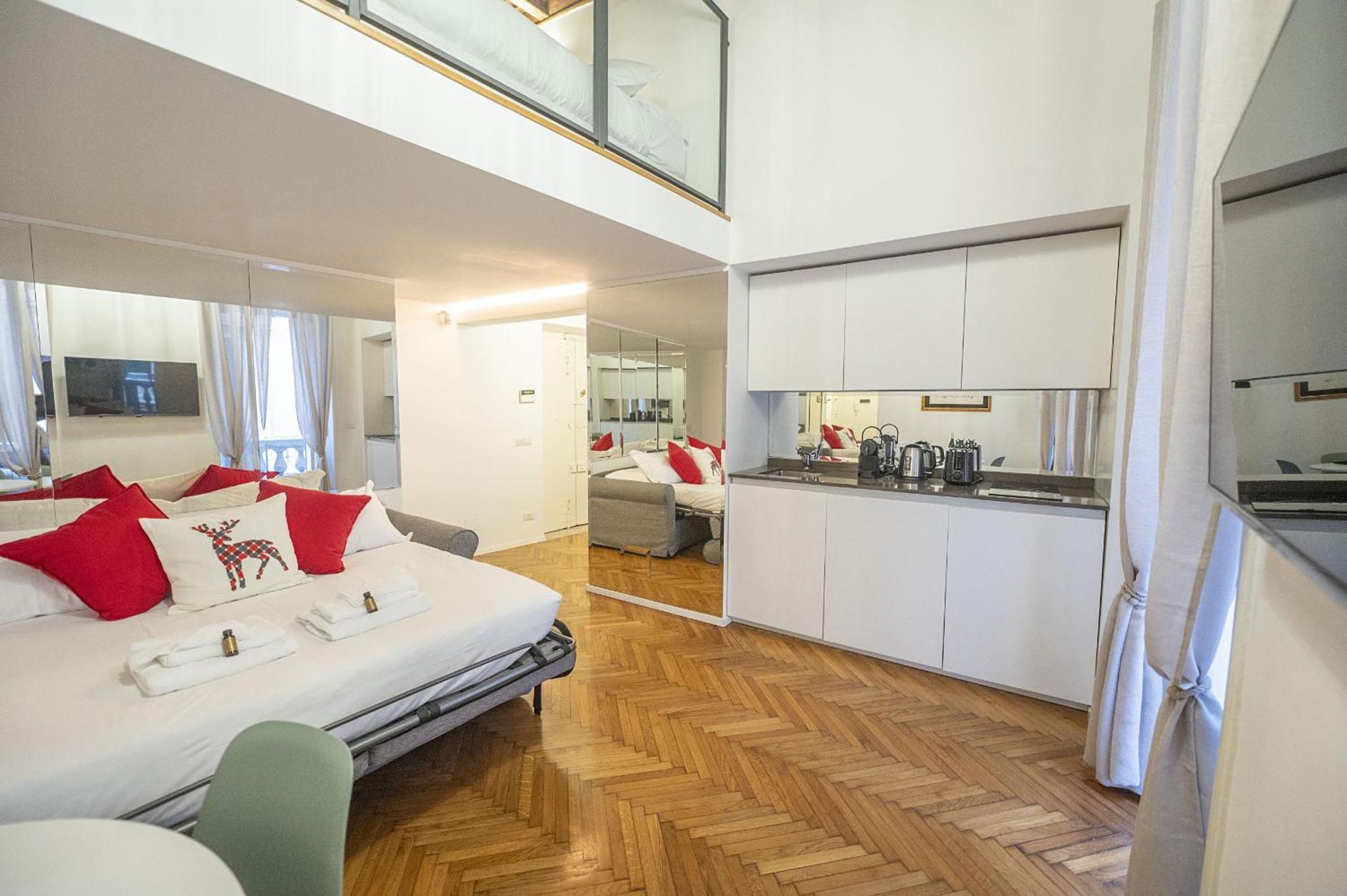 Lovely Nest With Balcony By The Spanish Steps *