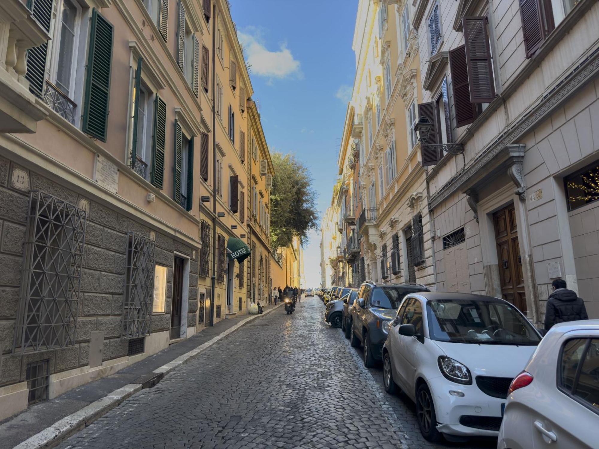 Apartment Lovely Nest With Balcony By The Spanish Steps Rom